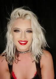 Fan Casting Toni Rossall as Leigh Dyer in Baywatch