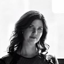 Kelli Powell's Instagram, Twitter & Facebook