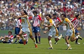 Gear up for the premier league, euro 2020 and more by shopping a huge selection of authentic and official soccer jerseys, soccer cleats, balls and apparel from top brands, soccer clubs and teams. Pumas Vs Chivas Un Duelo Con Sabor A Clasico