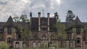 Information zur fototour mit go2know. Abandoned Beelitz Heilstatten Take Me North