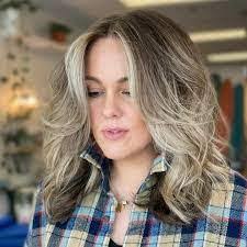 Lynnette Winters's Instagram, Twitter & Facebook