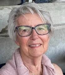 Robert Stachowiak's Instagram, Twitter & Facebook