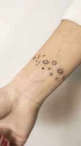 Discreet And Charming Wrist Tattoos Tiny Wrist Tattoos Cute Tattoos On Wrist Meaningful Wrist Tattoos