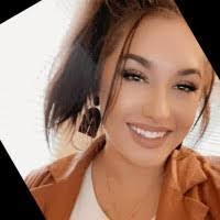 Rachelle Pierce's Instagram, Twitter & Facebook