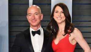 She has an estimated net worth of $3 million. Liz Cho Wiki Facts Net Worth Husband Daughter Height