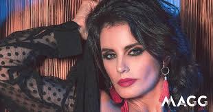 O sucesso, as capas de revista e o caso em tribunal. A vida e carreira de  Sara Santos