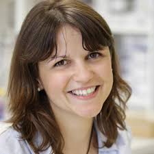 Nina CABEZAS-WALLSCHEID