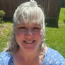 Moody Mandy: Brewer, Kat, Annie, Maria, Brewer, Kat: 9798366073134:  Amazon.com: Books