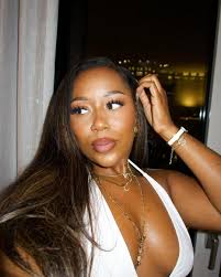 Thank you Mini Chalet Ellicottville for sharing the Ellicottville sign pic! 