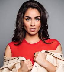 Her birthday, what she did before fame, her family life, fun trivia facts, popularity rankings this exposure led to her garnering more than 1.5 million followers on her claudia3martin. Claudia Martin Page 10