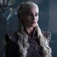 Like it or not, game of thrones is coming to an end. Emilia Clarke Talks Brain Aneurysm In Game Of Thrones Book