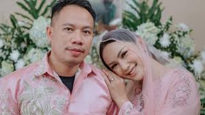 Ternyata bukan aku aja yg batal nikah comment from : Xmli Spfaeqfnm