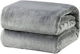 Amazon Com Bedsure Fleece Blanket King Size Grey Lightweight Super Soft Cozy Luxury Bed Blanket Microfiber Home Kitchen