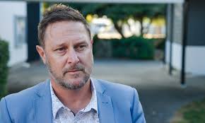 Social media dangers: NZ parents share horror stories at safety seminar