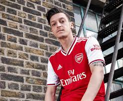 Earlier in the day ozil also appeared to confirm his new fenerbahce shirt number, with his usual number 10 already taken. Mesut Ozil Leaves Arsenal For Turkish Club Fenerbahce