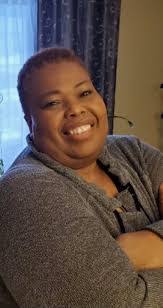 Vivian Albert's Instagram, Twitter & Facebook