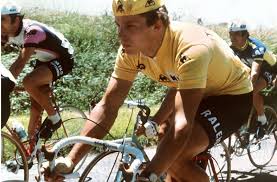 Tour De France Das Gelbe Trikot Stoff Fur Legenden Sportmeldungen Stuttgarter Zeitung