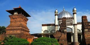 Adapaun cara dan proses masuknya islam di indonesia. Wali Songo Penyebar Islam Di Tanah Jawa Halaman All Kompas Com