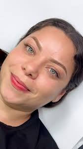 Tus cejas hablan antes que tú, y aquí diseñamos historias que enamoran.  Cada detalle está hecho para realzar lo mejor de ti. 💎, No es solo un  diseño, es un lujo que mereces., 📩 Escríbeme al DM para ...