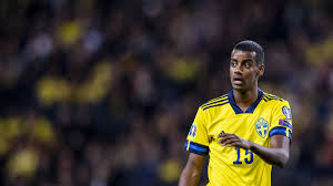 Der spielstand zwischen schweden und färöer ist 1:0. Rassismus Gegen Ex Bvb Profi Isak In Rumanien Uefa Eroffnet Disziplinarverfahren Eurosport