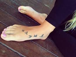 Maybe you would like to learn more about one of these? 7ead0dfaec2cea0f505b9b6bdd643ad5 Jpg 612 457 Pixels Cute Foot Tattoos Bird Tattoo Foot Feather Tattoos