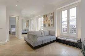 Stylish studio apartment arranged over the first floor of a period property which has been refurbished to an exceptional standard. Elegant 1 Bedroom Apartment In London Uk Booking Com