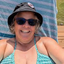 Well if I'm going to be stuck in Spain for a couple.extra days, this is a  wonderful way to spend it.