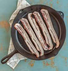Consider our zulay kitchen strainers as one of your kitchen workhorses that gets the straining and sifting tasks easily and efficiently done. How To Cook Bacon In A Cast Iron Skillet Easy Crispy Bacon Recipe