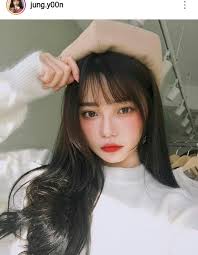 If they grow out, they usually just start to blend into your haircut, says hairstylist kathleen riley, who especially loves the look paired with a ponytail or tousled bun. Aesthetic Korean Girl Hairstyles