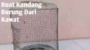 Cara membuat sangkar lovebird dengan kayu atau kawat. Cara Membuat Kandang Burung Youtube