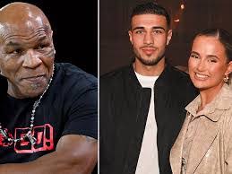 Molly Tyson's Instagram, Twitter & Facebook