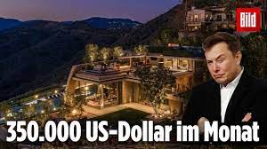 According to the link below, he also owns two other homes on the same street. Diese Luxus Villa Konnte Bald Das Neue Zuhause Von Tesla Boss Elon Musk Sein Youtube