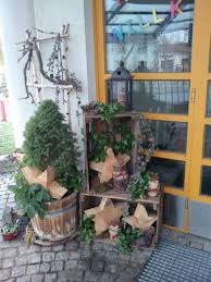 Garten Dekoration Winter Garten Dekoration Gartendekoration Rustikaleweihnac Dek In 2020 Weihnachten Dekoration Deko Garten Weihnachten Rustikale Weihnachten