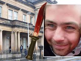 Boozy Paisley knife nut chucked bloodied blade through girlfriend's  letterbox after love cheat row