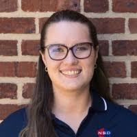 Danielle Grunwald's Instagram, Twitter & Facebook