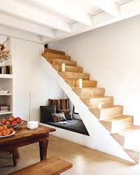 10 Idees Deco Pour Amenager Le Dessous D Un Escalier Shake My Blog Amenagement Sous Escalier Amenagement Maison Maison