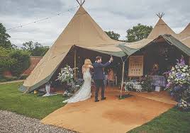 English Secret Garden Wedding With A Tipi Secret Garden Wedding Tipi Wedding English Garden Wedding