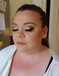 Robyn Mooney MakeUp updated their...