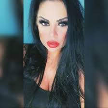 Monique Martel (martelmomo)