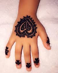 A branch of paisley is what this design is all about yet it is so appealing. 25 Most Stylish Mehndi Designs For Kids Little Princesses