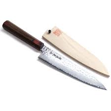 Its scalloped blade can slice cleanly through the crispy crusts of whole loaves. 10 Best Japanese Knives Of 2021