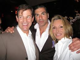 The Official Eric Etebari - Michael Paré and Marjolein Booy. Really nice  people. We all met before the screen for a celebratory toast! "The Lincoln  Lawyer" Premiere, Cinerama Dome/Hollywood, March 10 | Facebook