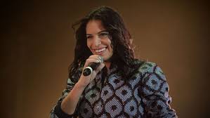 Самые новые твиты от zaho (@zahoofficiel): La Chanteuse Zaho Est Devenue Maman Magicmaman Com