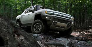 Is it going to be a whole new customer base that have not bought trucks before, or will we see traditional buyers with the hummer ev, krebs said gm is harnessing the appeal of the original hummer, which connotes ruggedness. 2022 Gmc Hummer Ev 1 000 Hp 350 Miles Of Range 112 595