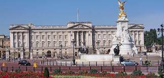 The staff themselves, have an impressive 188 bedrooms. Besuch Den Buckingham Palace 2021 So Kommt Ihr Rein