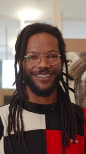 🎥 Not a classic art show... — Co-curator Thibaut de Ruyter