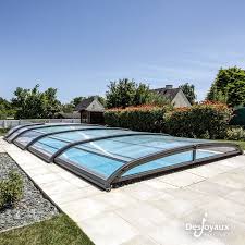 Abris Piscine Piscines Desjoyaux En 2020 Abri Piscine Terrasse Piscine Piscine