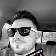 Amber Colvin's Instagram, Twitter & Facebook