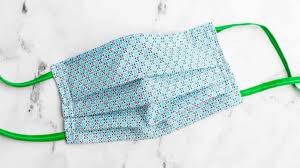 'surgical' / 'medical' in style & designed by a hospital. Pleated Face Mask Pattern With Ties Or Elastic Free Printable