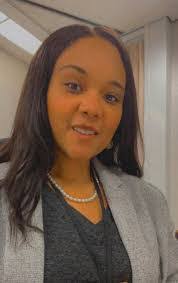 Lenora Pate's Instagram, Twitter & Facebook